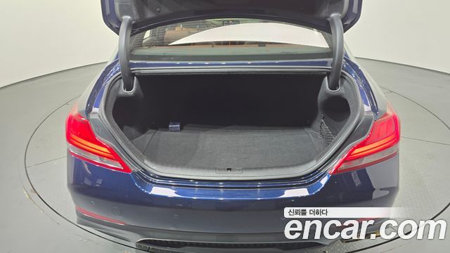 Genesis G70 2018 — photo 23