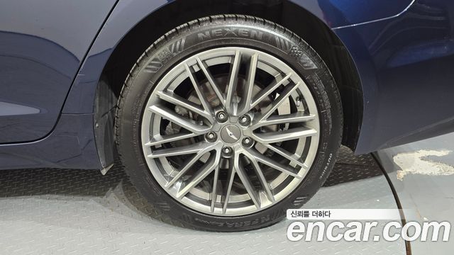 Genesis G70 2018 — photo 7