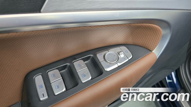 Genesis G70 2018 — photo 29