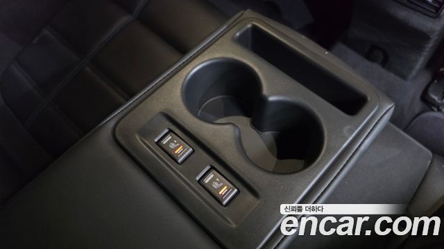 Renault Korea SM6 2024 — photo 23