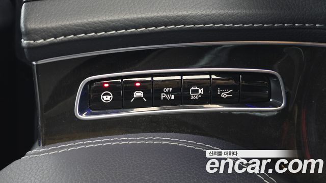 Mercedes-Benz S-Class 2017 — photo 12