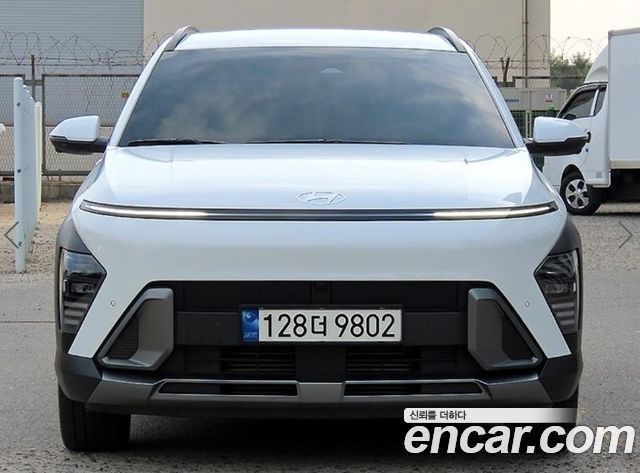 Hyundai Kona 2023 — photo 1