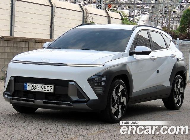 Hyundai Kona 2023 — photo 2