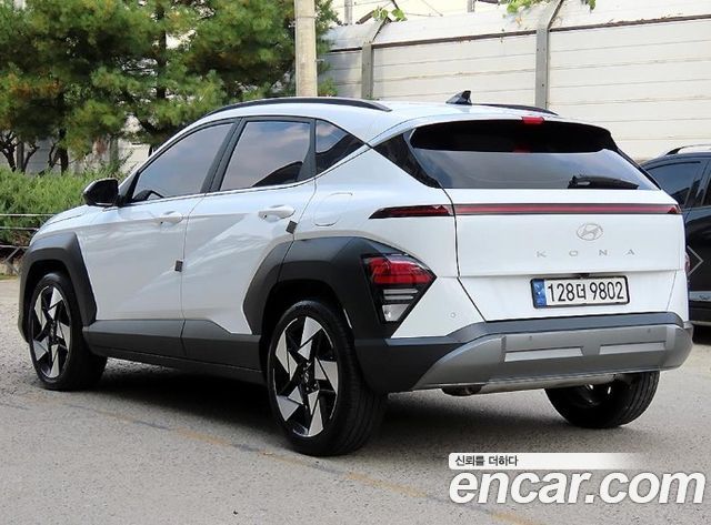 Hyundai Kona 2023 — photo 3