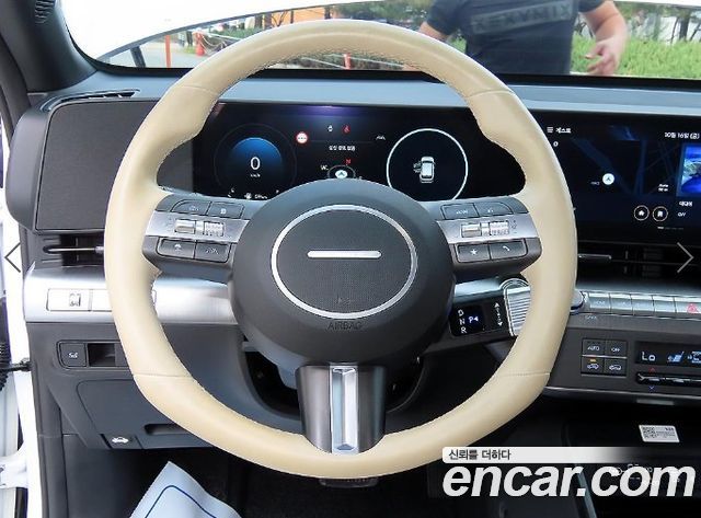 Hyundai Kona 2023 — photo 8