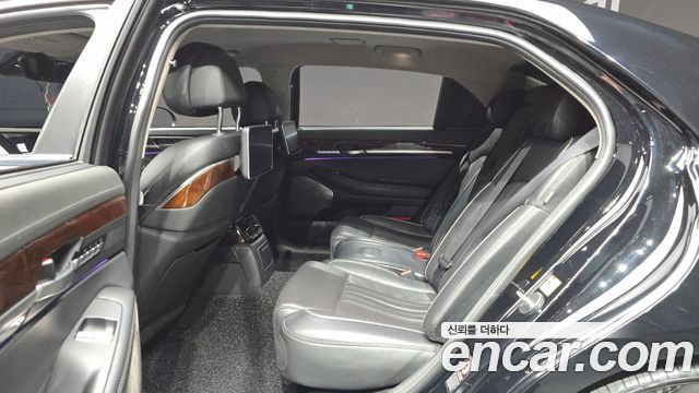 Genesis EQ900 2016 — photo 16
