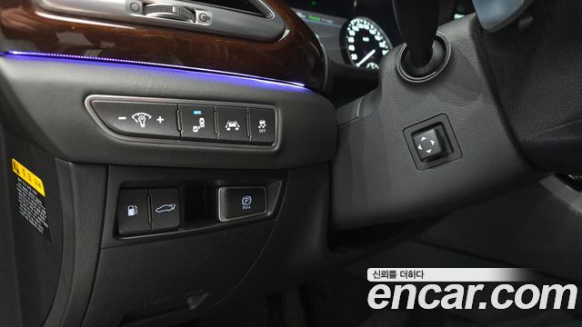 Genesis EQ900 2016 — photo 30