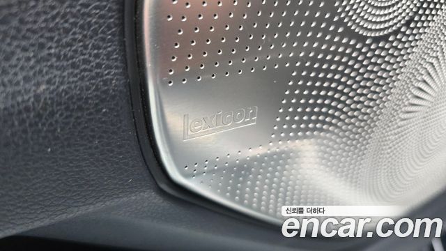 Genesis EQ900 2016 — photo 35