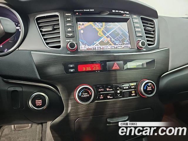 Kia K7 2012 — photo 16