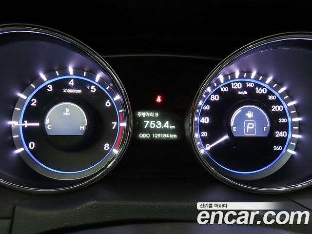 Hyundai Sonata 2013 — photo 9