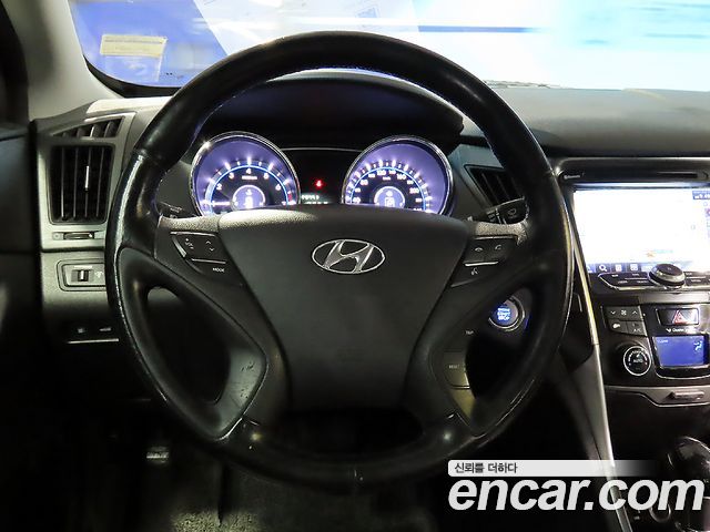 Hyundai Sonata 2013 — photo 10