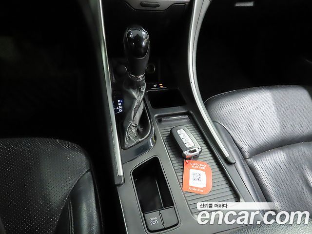 Hyundai Sonata 2013 — photo 13