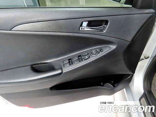 Hyundai Sonata 2013 — photo 14