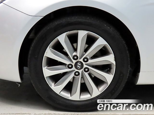 Hyundai Sonata 2013 — photo 20