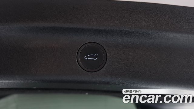 Tesla Model Y 2022 — photo 19