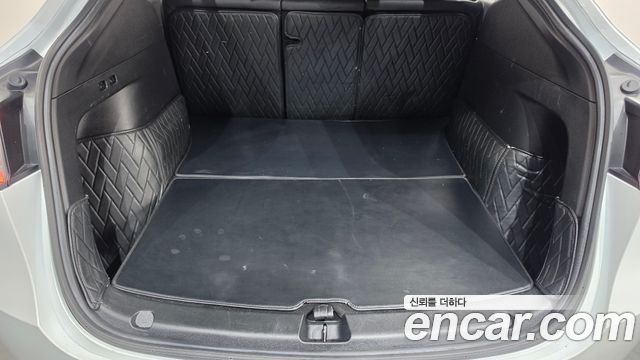 Tesla Model Y 2022 — photo 20