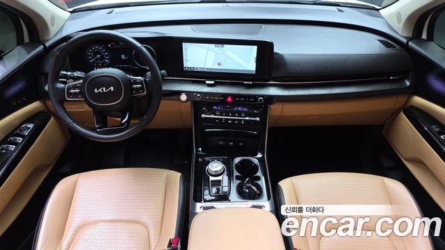 Kia Canival 2023 — photo 10