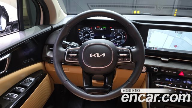 Kia Canival 2023 — photo 19