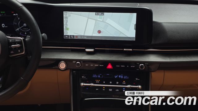 Kia Canival 2023 — photo 20