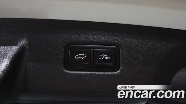 Kia Canival 2023 — photo 33