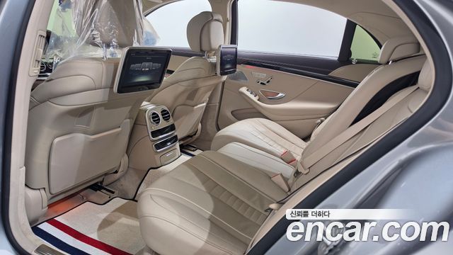Mercedes-Benz S-Class 2015 — photo 12