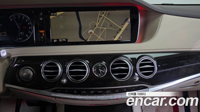 Mercedes-Benz S-Class 2015 — photo 14