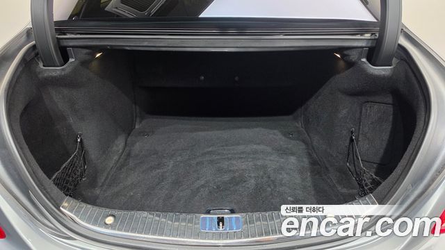 Mercedes-Benz S-Class 2015 — photo 20