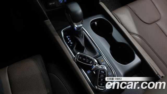 Hyundai Santafe 2019 — photo 12
