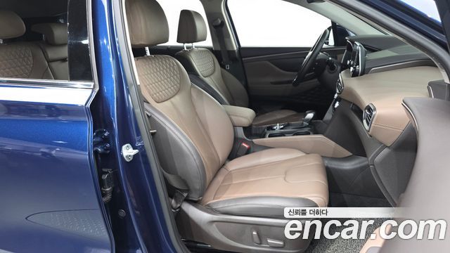 Hyundai Santafe 2019 — photo 17
