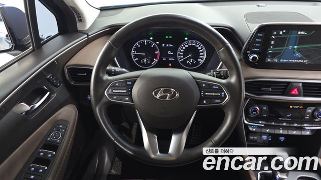 Hyundai Santafe 2019 — photo 19