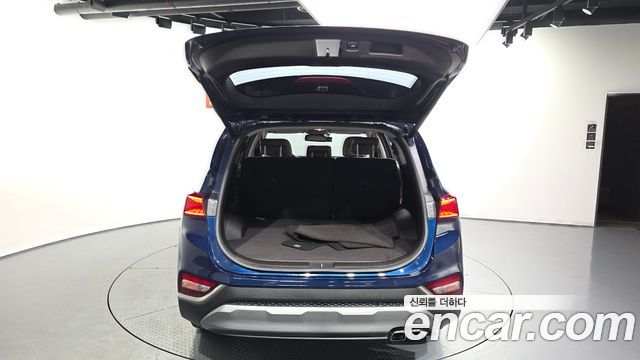 Hyundai Santafe 2019 — photo 26