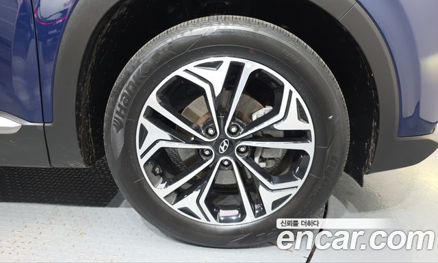 Hyundai Santafe 2019 — photo 7