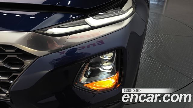 Hyundai Santafe 2019 — photo 8