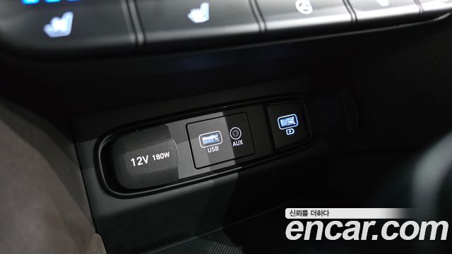 Hyundai Santafe 2019 — photo 16