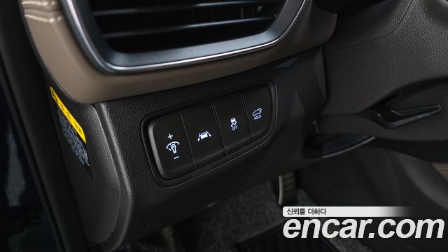Hyundai Santafe 2019 — photo 30