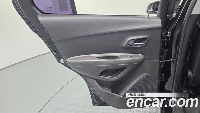 Chevrolet Korea Trax 2017 — photo 15