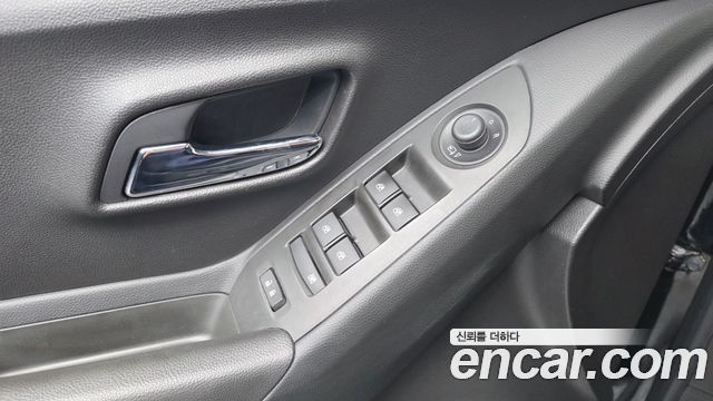 Chevrolet Korea Trax 2017 — photo 28