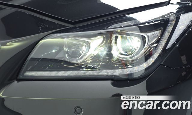 Genesis G80 2017 — photo 8