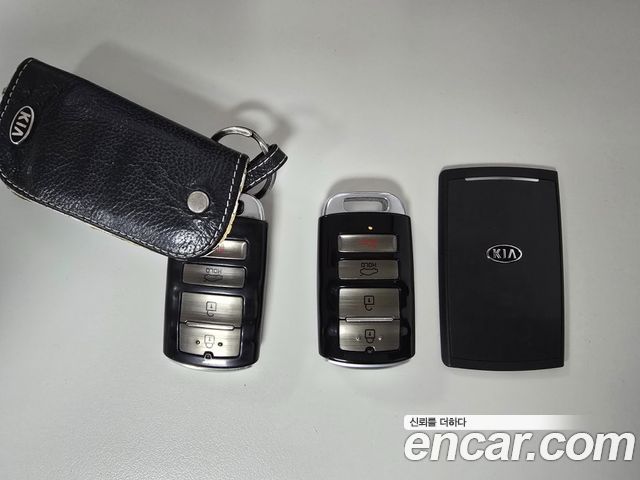 Kia K9 2014 — photo 19