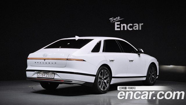 Hyundai Grandeur 2023 — photo 2