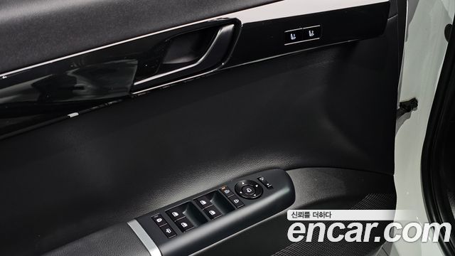 Hyundai Grandeur 2023 — photo 24