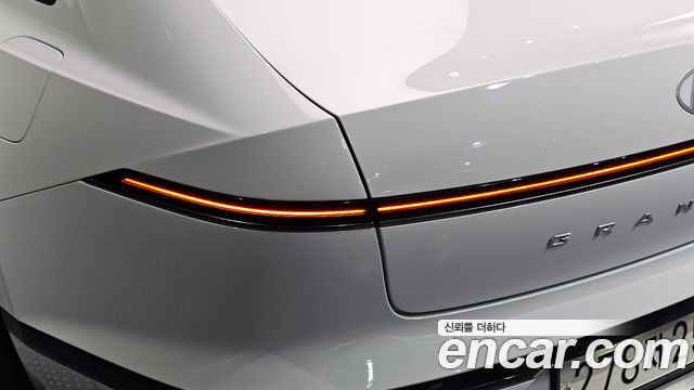 Hyundai Grandeur 2023 — photo 9