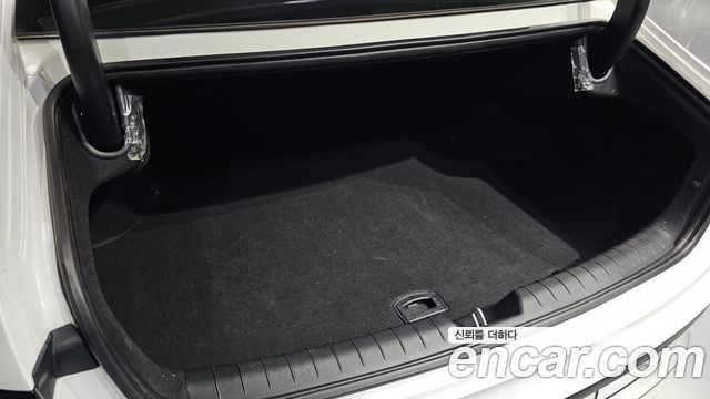 Hyundai Grandeur 2023 — photo 31