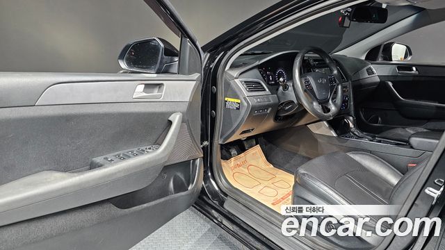 Hyundai Sonata 2016 — photo 12