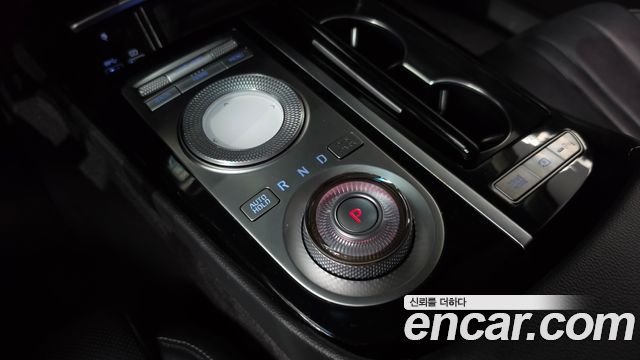 Genesis G80 2022 — photo 12
