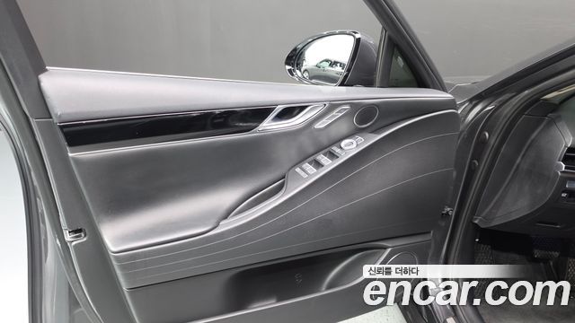 Genesis G80 2022 — photo 14