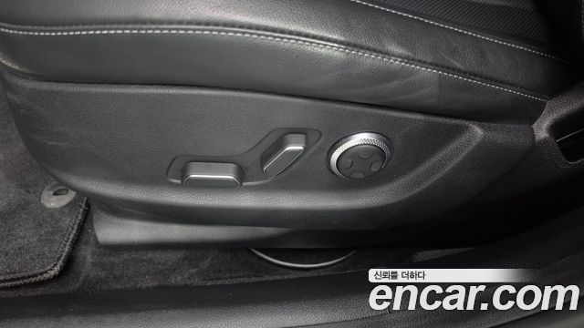 Genesis G80 2022 — photo 31