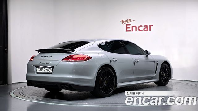 Porsche Panamera 2013 — photo 2