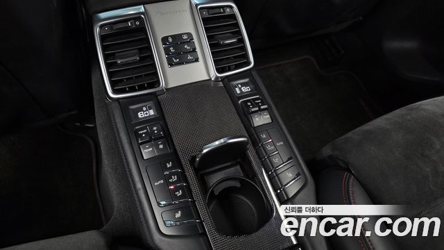 Porsche Panamera 2013 — photo 19