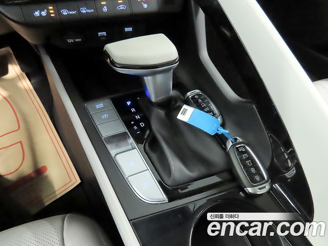 Hyundai AVANTE 2021 — photo 9